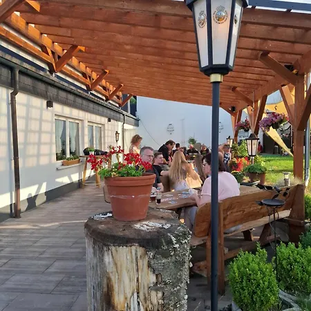 豪斯索纳赛尔兰德酒店 哈伦贝格