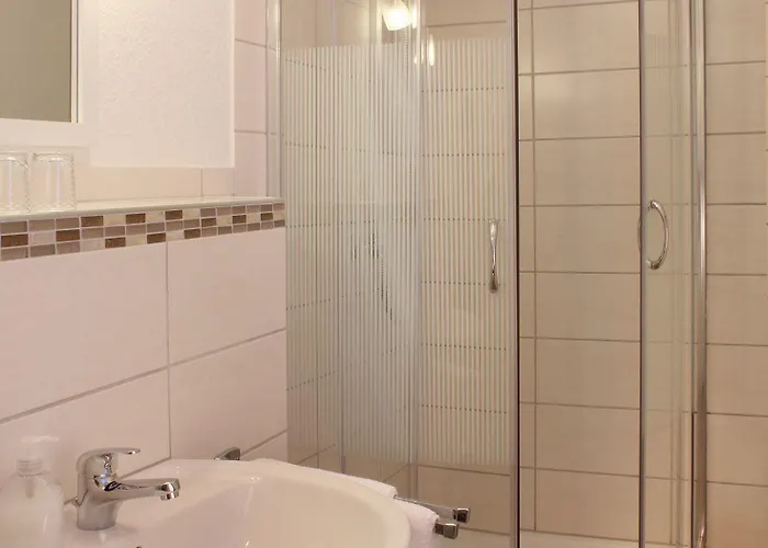 Haus Zur Sonne Sauerland Otel 3*