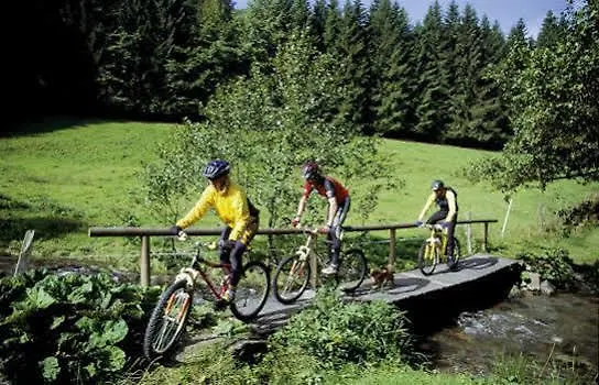Haus Zur Sonne Sauerland Otel Hallenberg